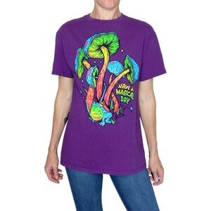 DOM Men’s Unisex Purple Have a Magical Day Mushroom Frog Tee